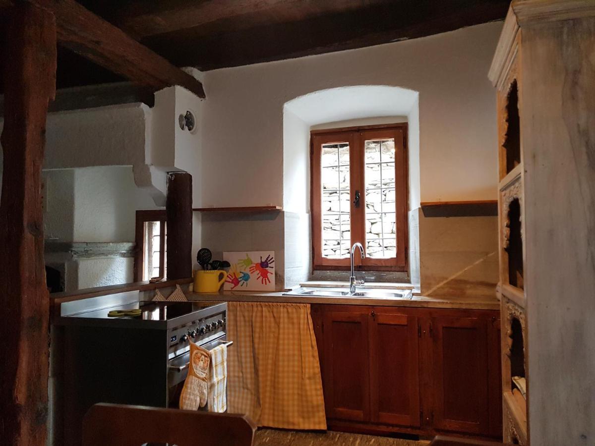 La Baita Di Francesca Montecrestese Exterior foto